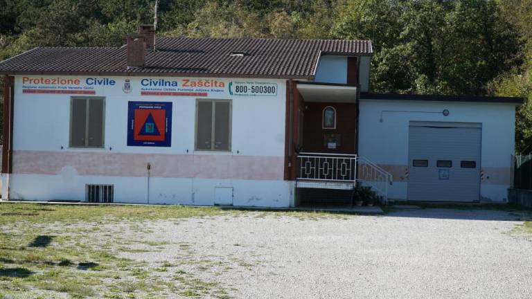 Sedež bodo prenovili, potrebujejo novo vozilo