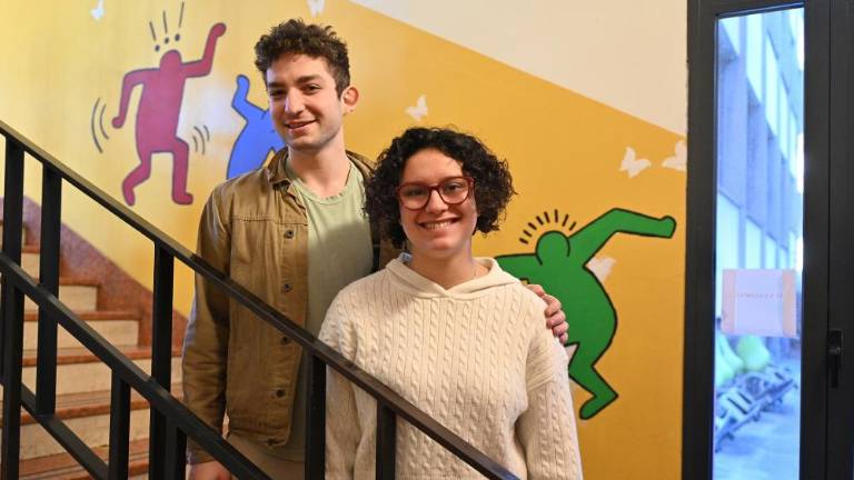 Profesorja z onstran luže