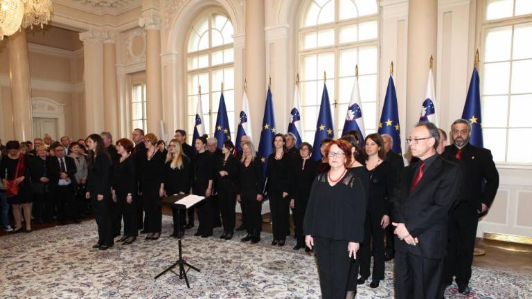 Visoki odlikovanji za Tamaro Blažina in Alojza Debelisa