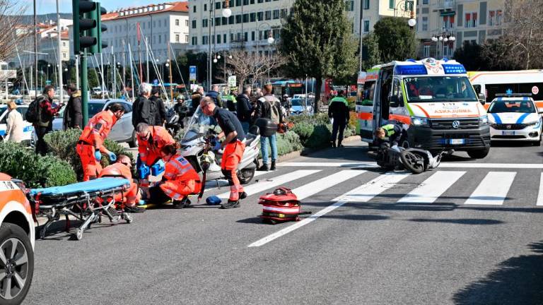 Trčila skuterista, prometni kolaps na nabrežju
