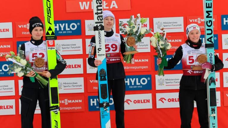 Nika Prevc najboljša v Wisli pred Niko Vodan