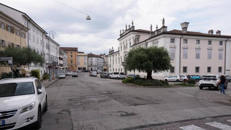 Trg Na Kornu čaka lepotni poseg