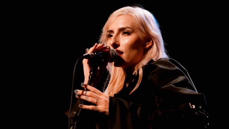 Slovenijo bo na pesmi Evrovizije zastopala pevka Raiven