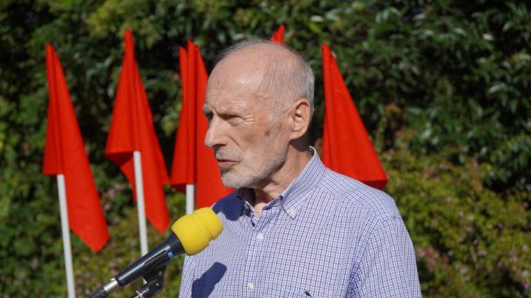 Še vedno opominja in združuje