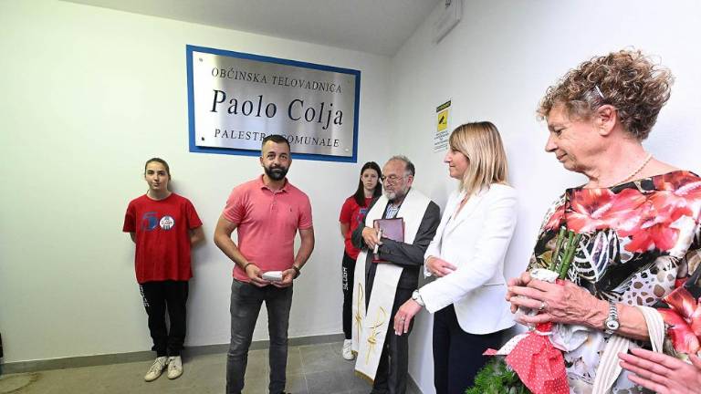 Z občuteno slovesnostjo poimenovali repensko telovadnico po Paolu Colji