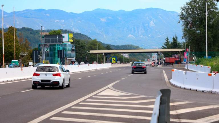 Goriška podjetja dvakrat prikrajšana