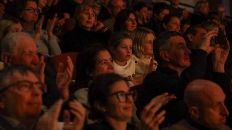 Razigrani pevski poklon Ljubki Šorli