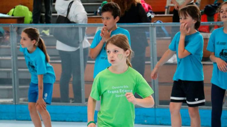 Deželni šolski finale v igri med dvema ognjema