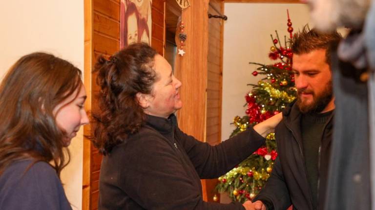 Koledniška pesem odmevala med snežinkami