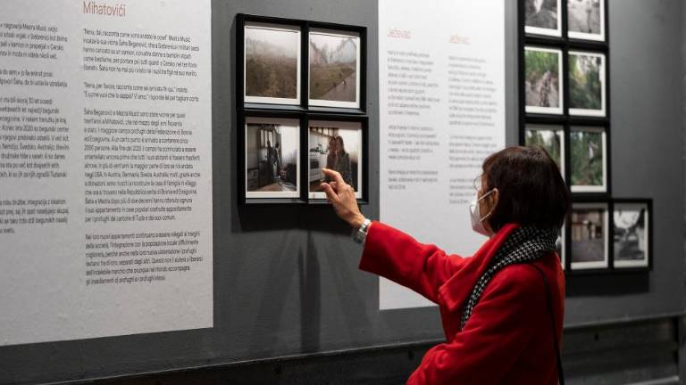 Neskončno čakanje begunk iz Srebrenice