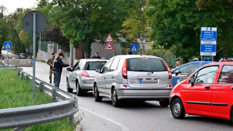 Začel se je nadzor na meji (foto)