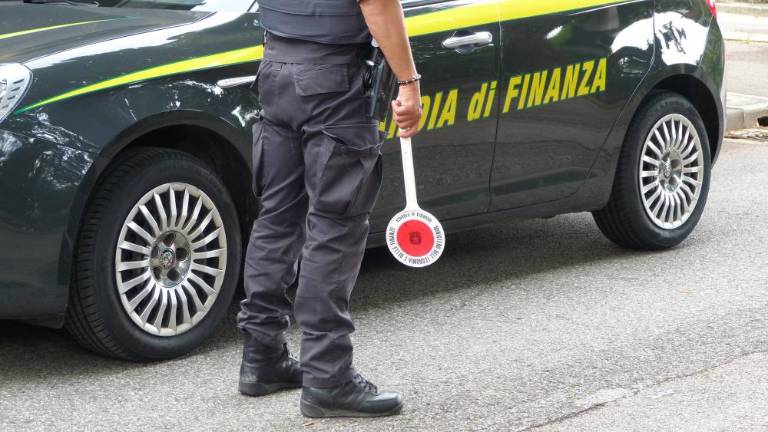 Za vozniška dovoljenja utajili pol milijona evrov