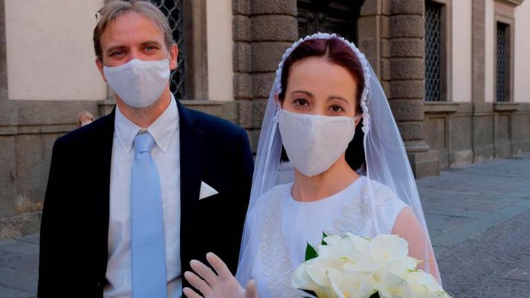 Od ponedeljka spet dovoljene poroke