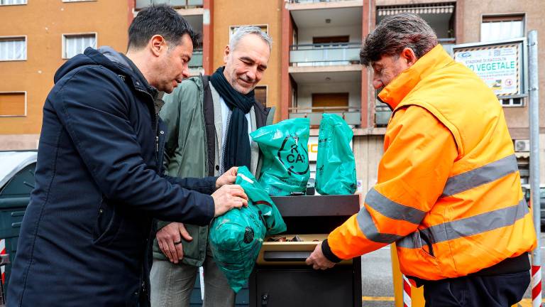 Novi zabojniki za zbiranje plastičnih kavnih kapsul
