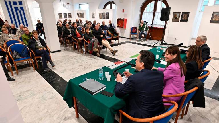 Novi oligarhi v odnosu z nesložno Evropsko unijo