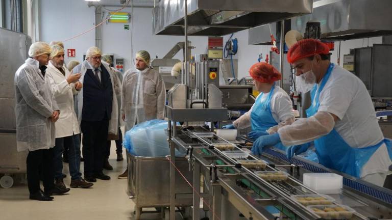 Uspeh razvejane ponudbe povečal potrebo po osebju