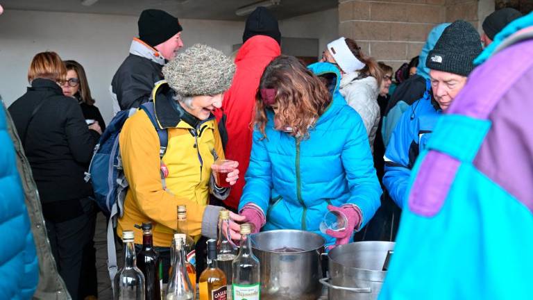 Povezali so poti, ki jih je prekinila meja