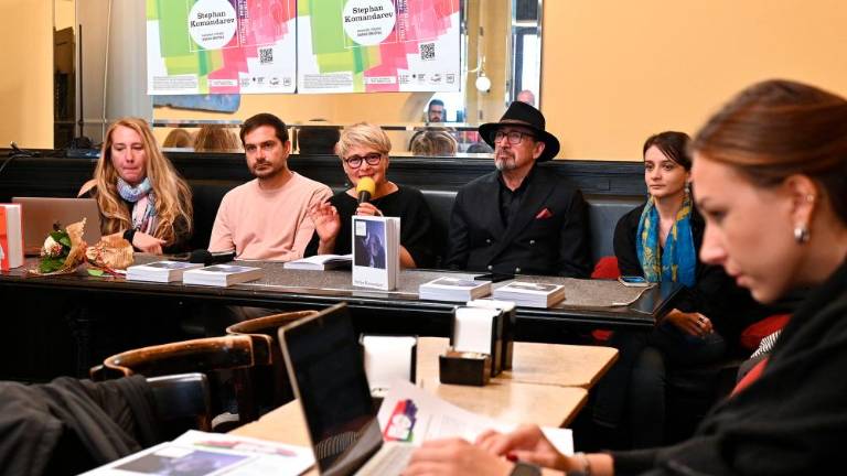 Poklon viziji z bogatim programom intenzivnega čezmejnega druženja