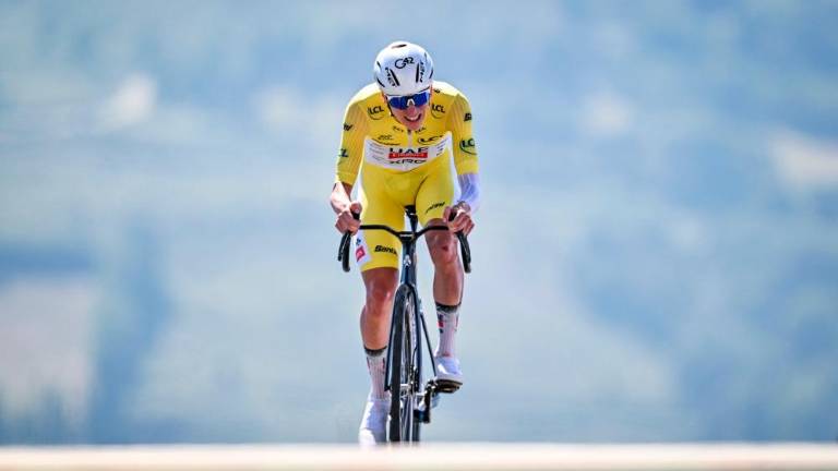 Pogačar najboljši tudi na gorskem kronometru, Roglič tretji