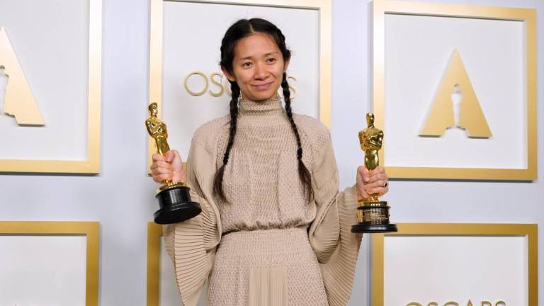 Slavil film Dežela nomadov, Laura Pausini brez oskarja