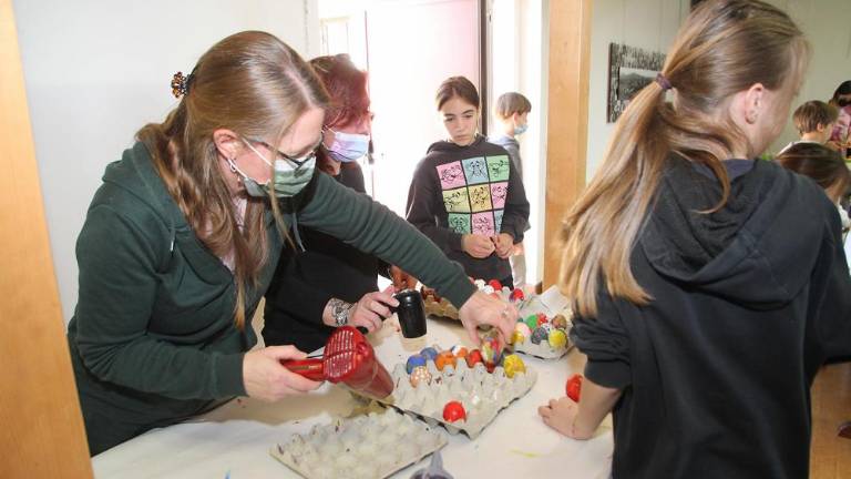 Na Goriškem barvali pirhe