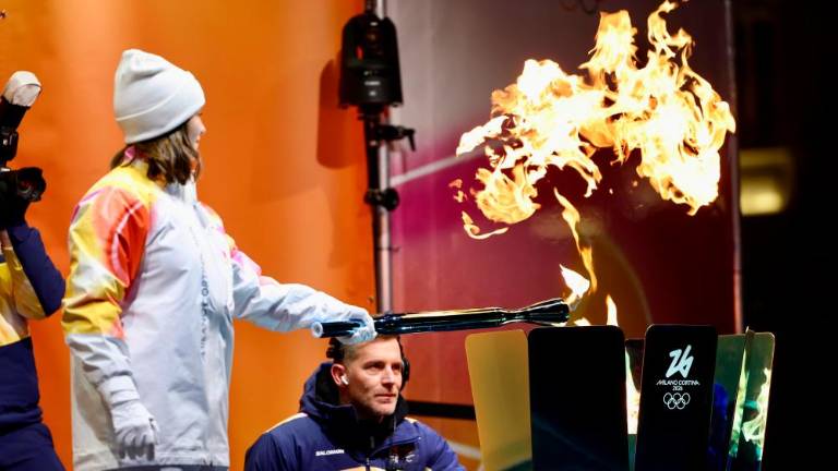 Na Velikem trgu sinoči prižgali olimpijski ogenj