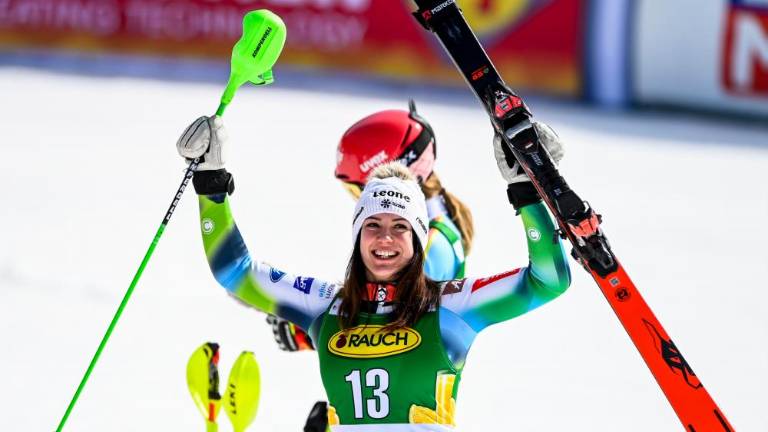 Andreja Slokar zmagala v Meribelu