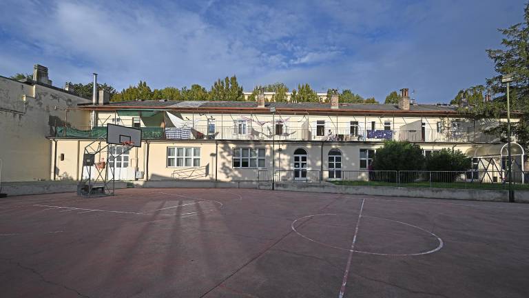 Prodaja sedeža društva v Barkovljah močno skrbi mlade