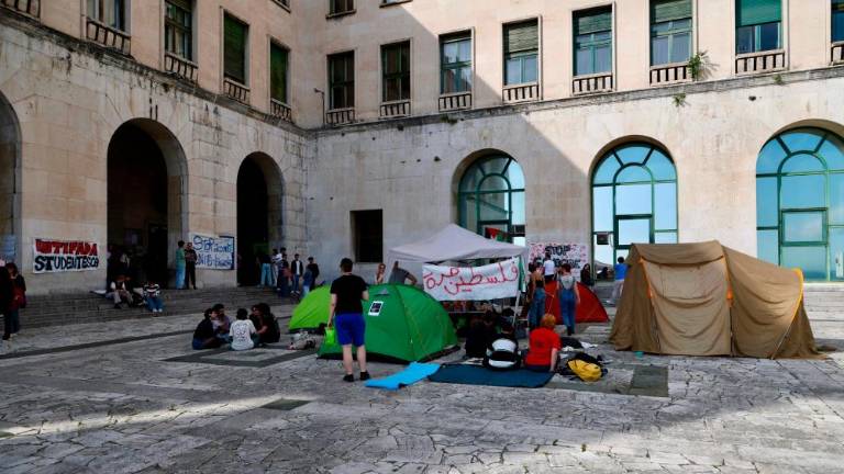 Študentje taborijo za Palestino