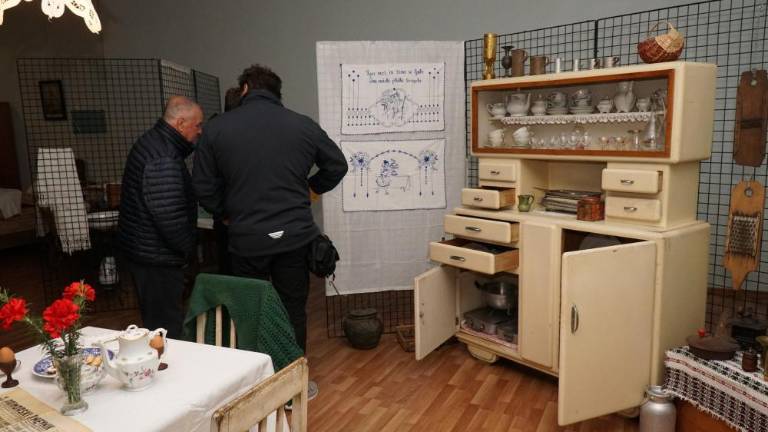 Pri noni doma je bilo nekoč tako ...