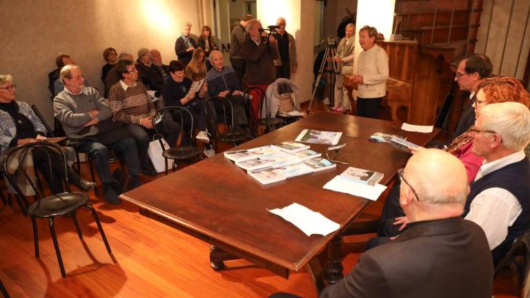 Ob jubilejnem letu koledar, slikanica in življenjepis