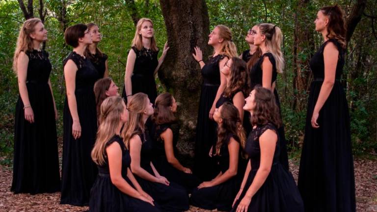 Začarana pot pevk zbora Igo Gruden