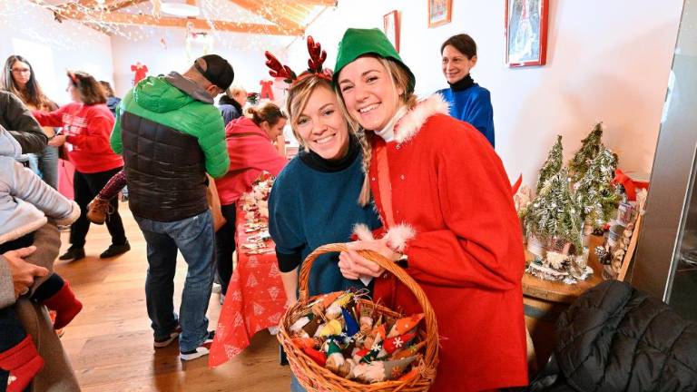 Praznično vzdušje preplavilo prostore Doma Prosekarja