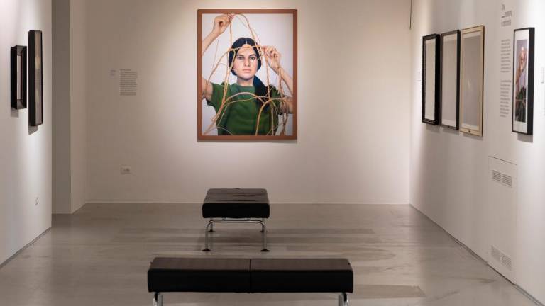 Ženski in moški pogled na umetnice