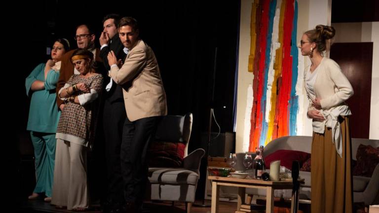 Ob rušenju fasade na dan prikrite resnice