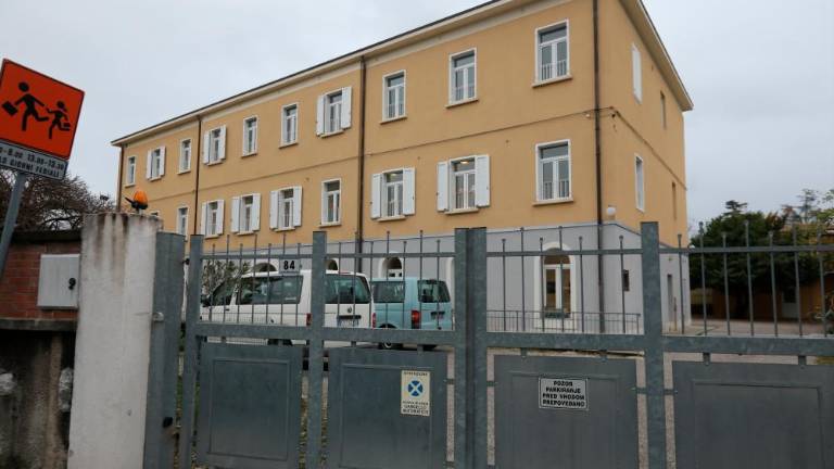 Nimajo dovolj osebja z znanjem slovenščine