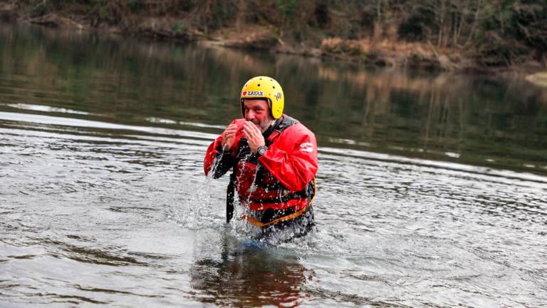 Ustavila jih ni niti Soča s temperaturo 5,6° Celzija (foto)