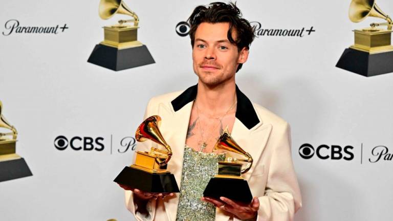 Grammy za album leta osvojil Harry Styles, Måneskin praznih rok