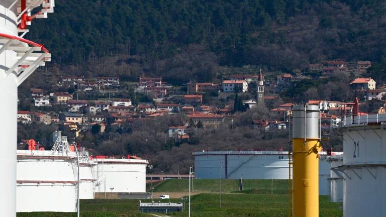 Smrad vse pogostejši in občutnejši