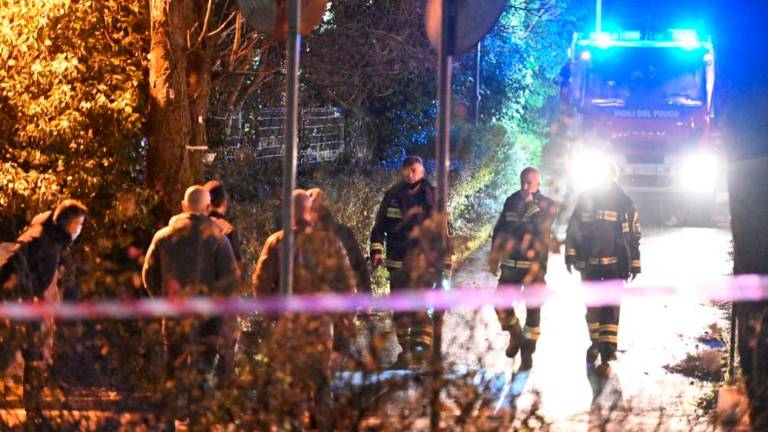 Našli žensko truplo v vreči