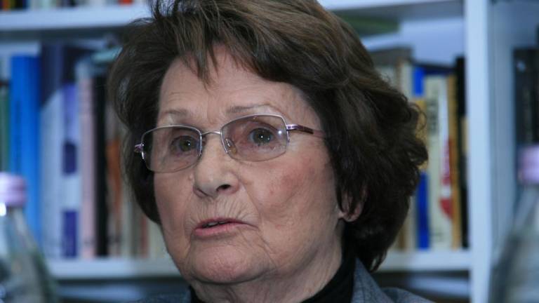 Umrla je zgodovinarka Milica Kacin Wohinz