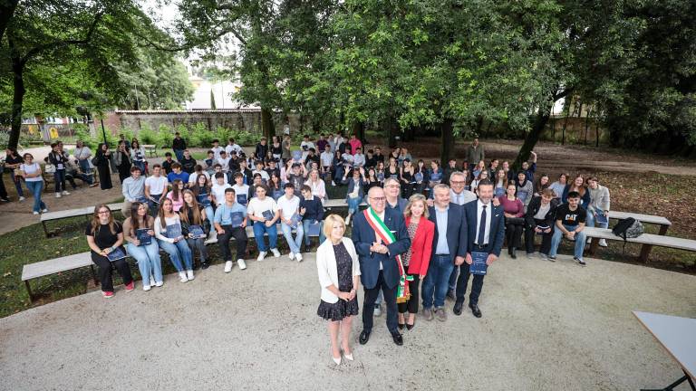 18-letnim Goričanom ustava v štirih jezikih