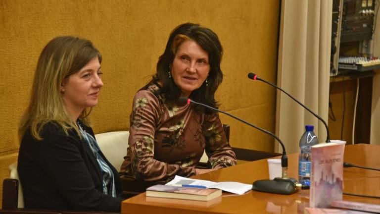 Aleksandrinke v literarni pripovedi Darinke Kozinc