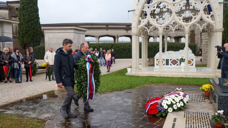 Na Goriškem pozivi proti individualizmu, vojnam in sovraštvu