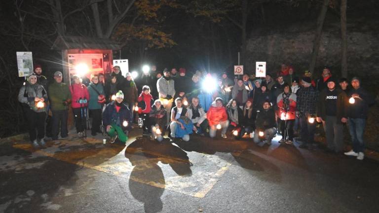 V Bregu živahno božično praznovanje