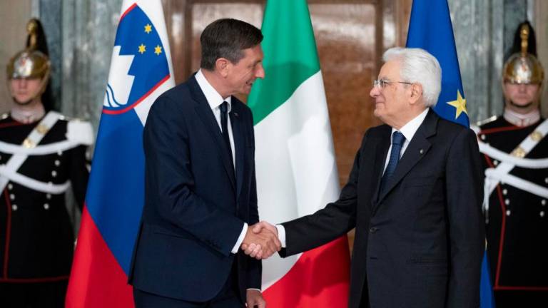 Pahor pisal Mattarelli: spoštujte poročilo mešane komisije