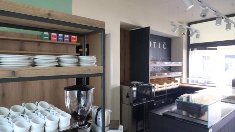 V KB centru bo spet zadišalo po kavi, kruhu in rogljičkih