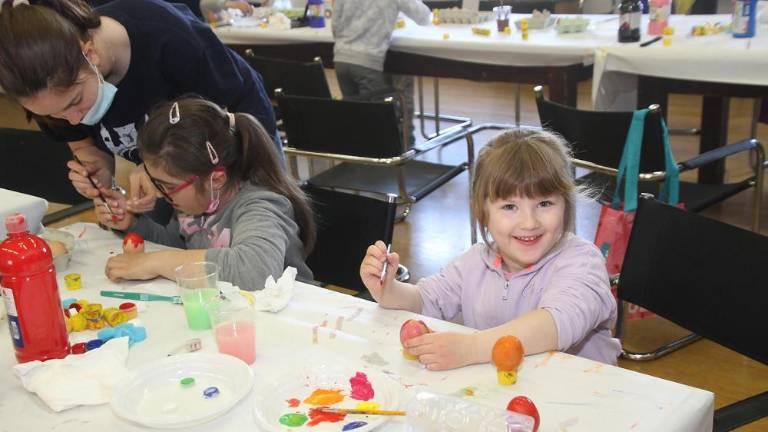 Na Goriškem barvali pirhe