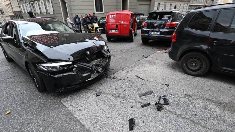 Trk med ulicama Foscolo in Canova