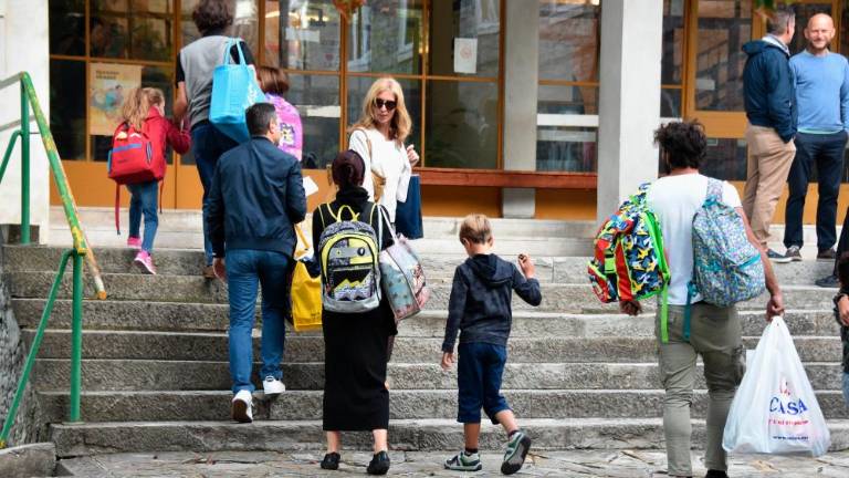 Starše je treba osvestiti ter jih potem spremljati